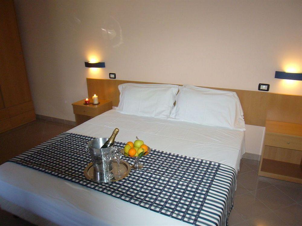 Hotel Parco Carabella Vieste Ngoại thất bức ảnh